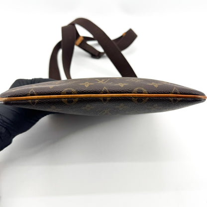 Louis Vuitton Valmy Pochette Monogram Canvas, Brown, Canvas, Clutch
