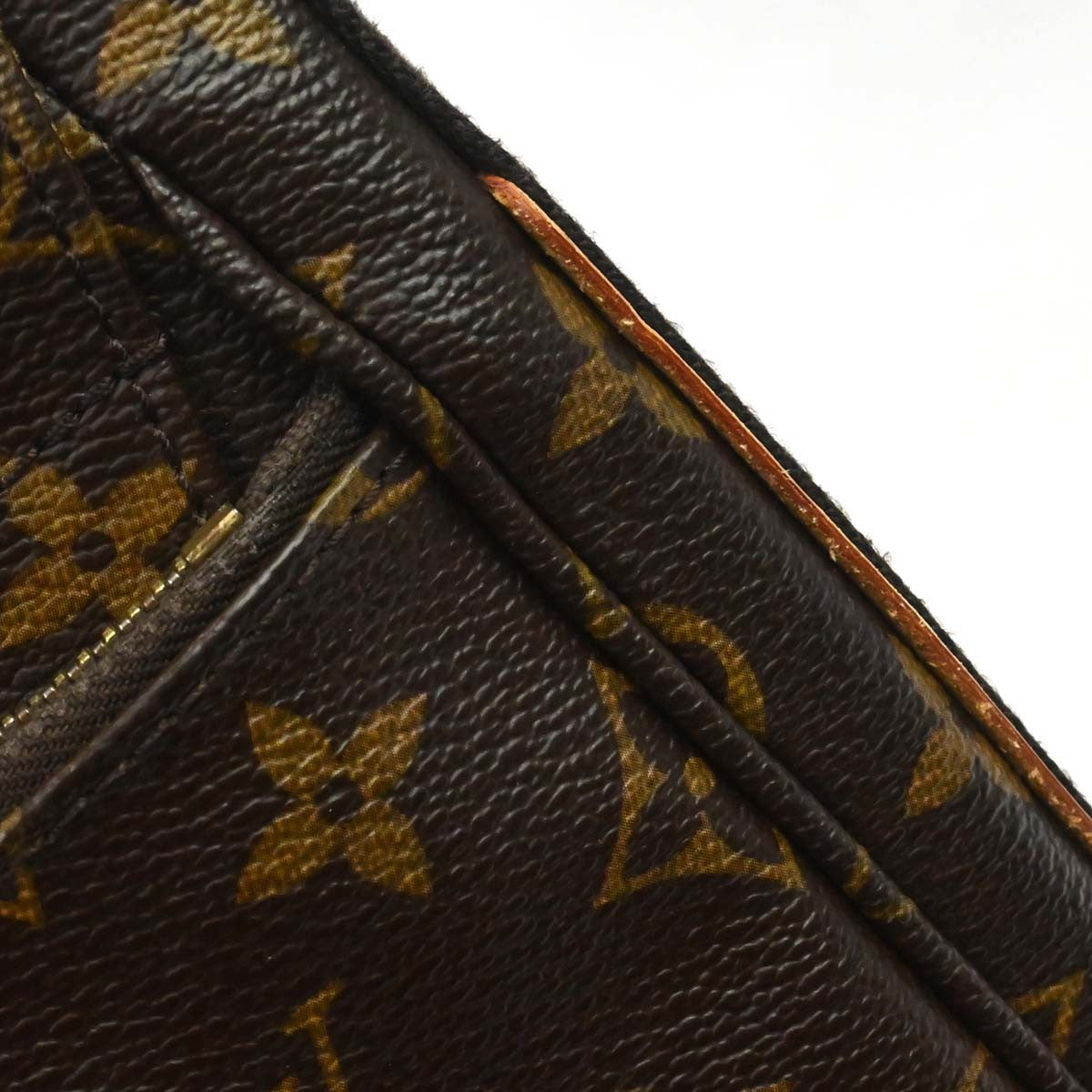 Louis Vuitton Beaubourg Messenger Monogram Canvas, Brown, Canvas, Handbag