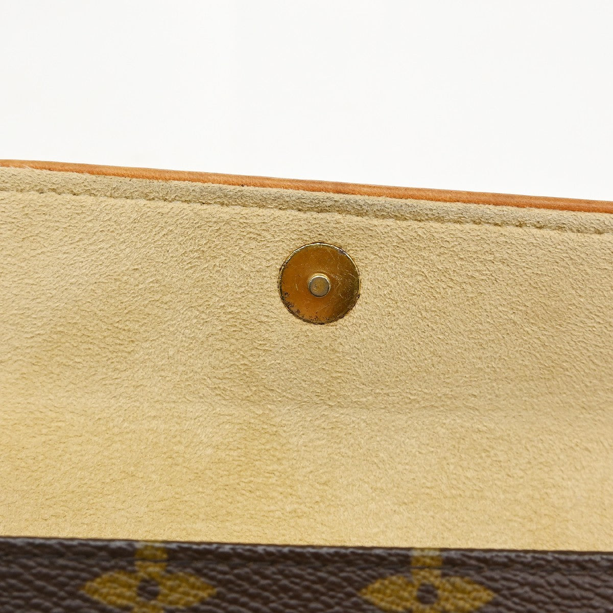 Louis Vuitton Florentine Waist Monogram Canvas, Brown, Canvas, Clutch