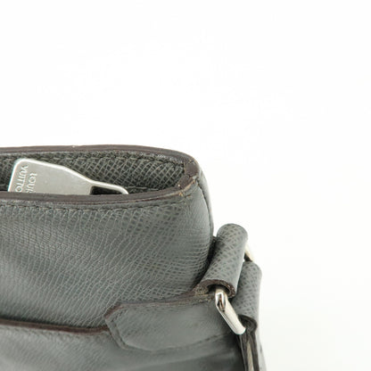 Louis Vuitton Sasha Taiga Leather, Gray, Leather, Handbag