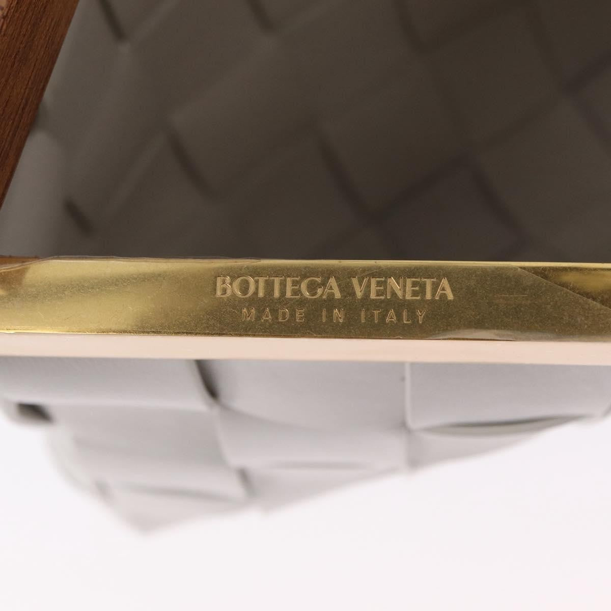 Bottega Veneta The Snap Clutch Maxi Intrecciato Leather with Wood and Metal, White, Leather, Clutch