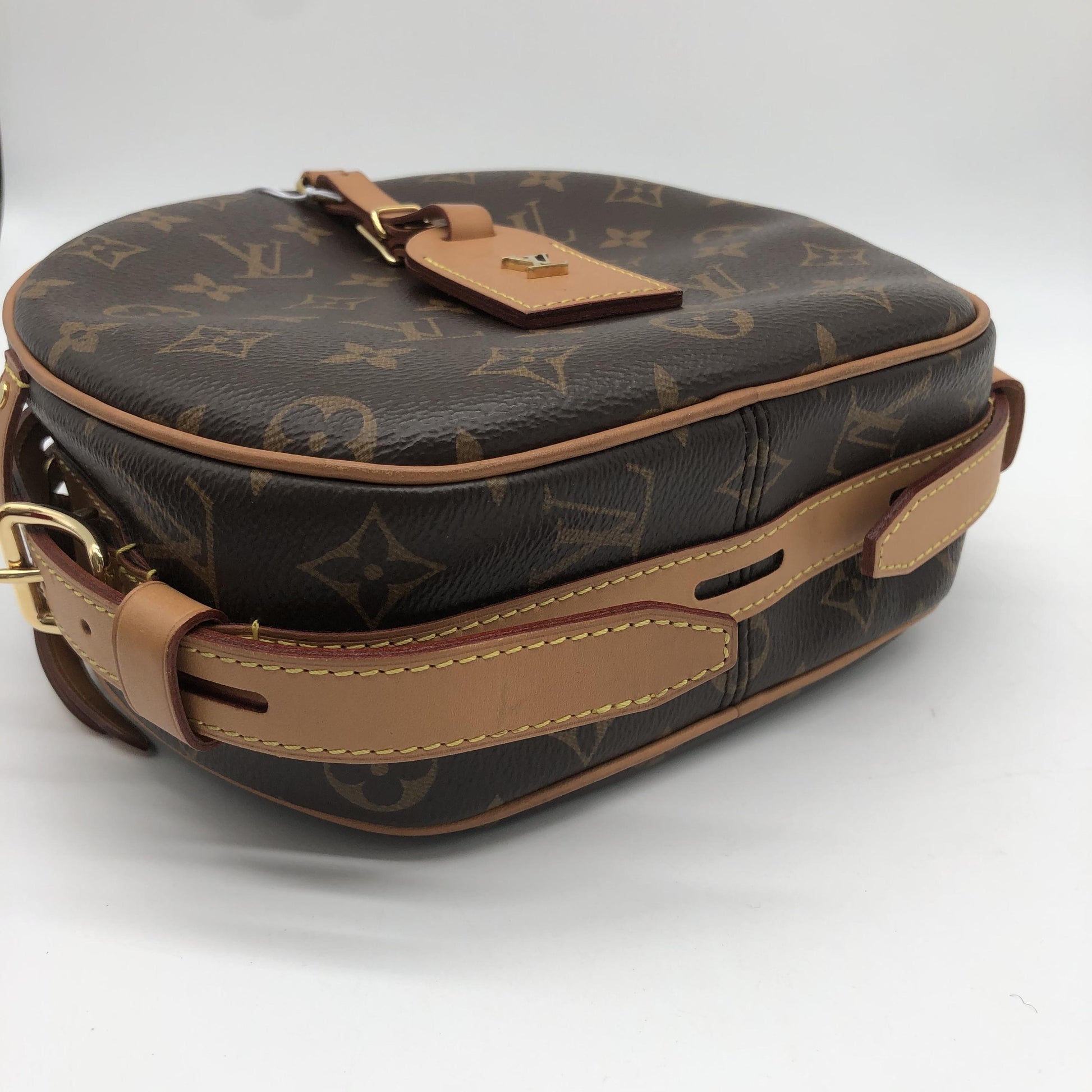 Louis Vuitton Boite Chapeau Monogram Canvas, Brown, Canvas, Clutch
