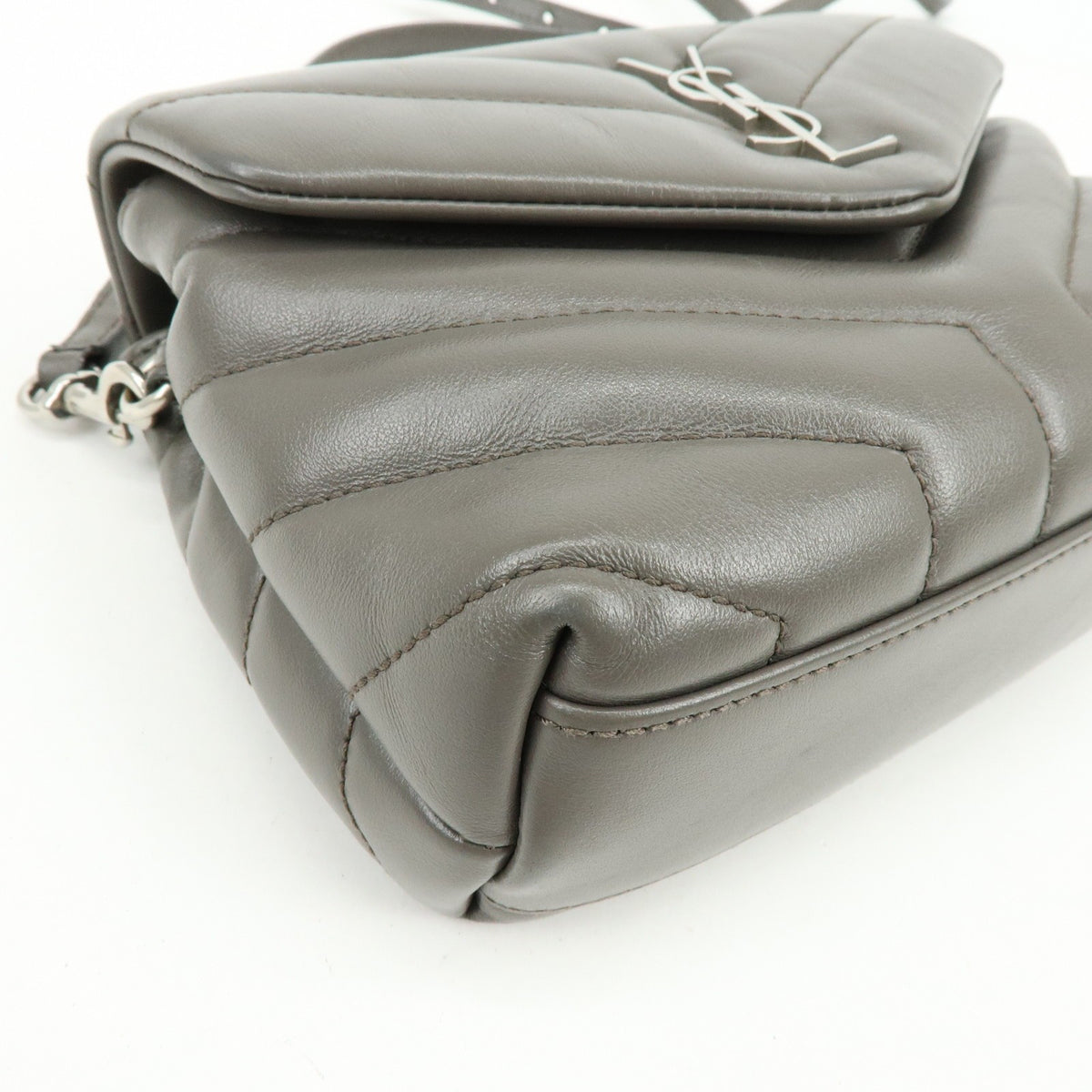 Saint Laurent Loulou Matelasse Chevron Leather, Gray, Leather, Shoulder Bag
