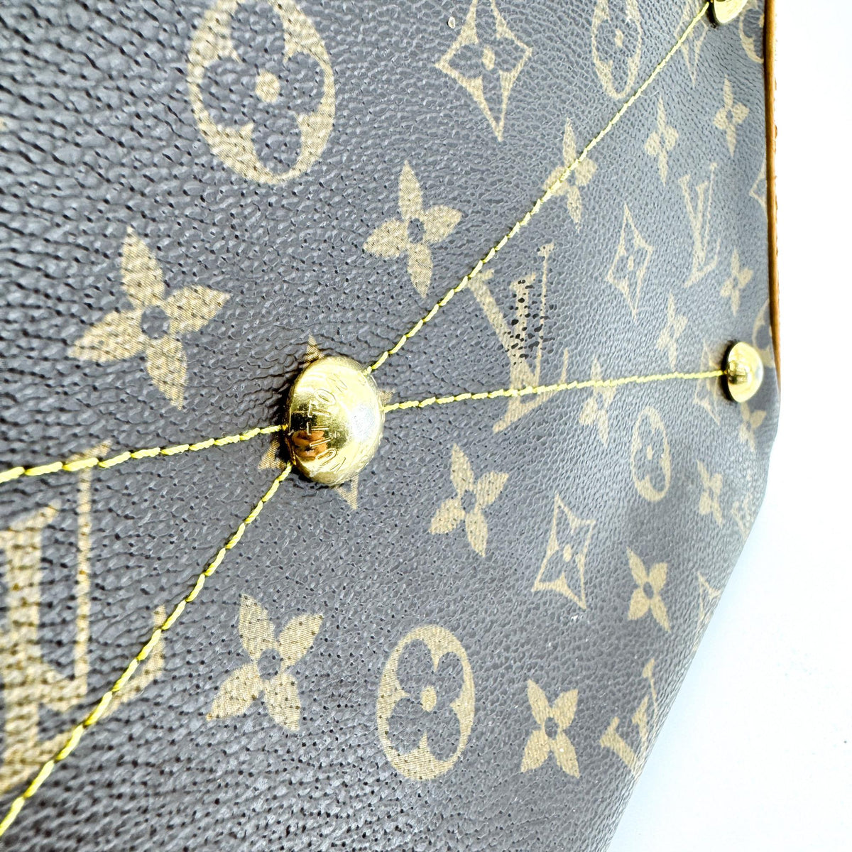 Louis Vuitton Tivoli Monogram Canvas, Brown, Canvas, Handbag