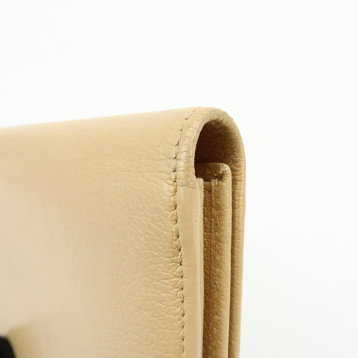 Chanel Camellia Flap Leather, Beige, Calfskin, Wallet