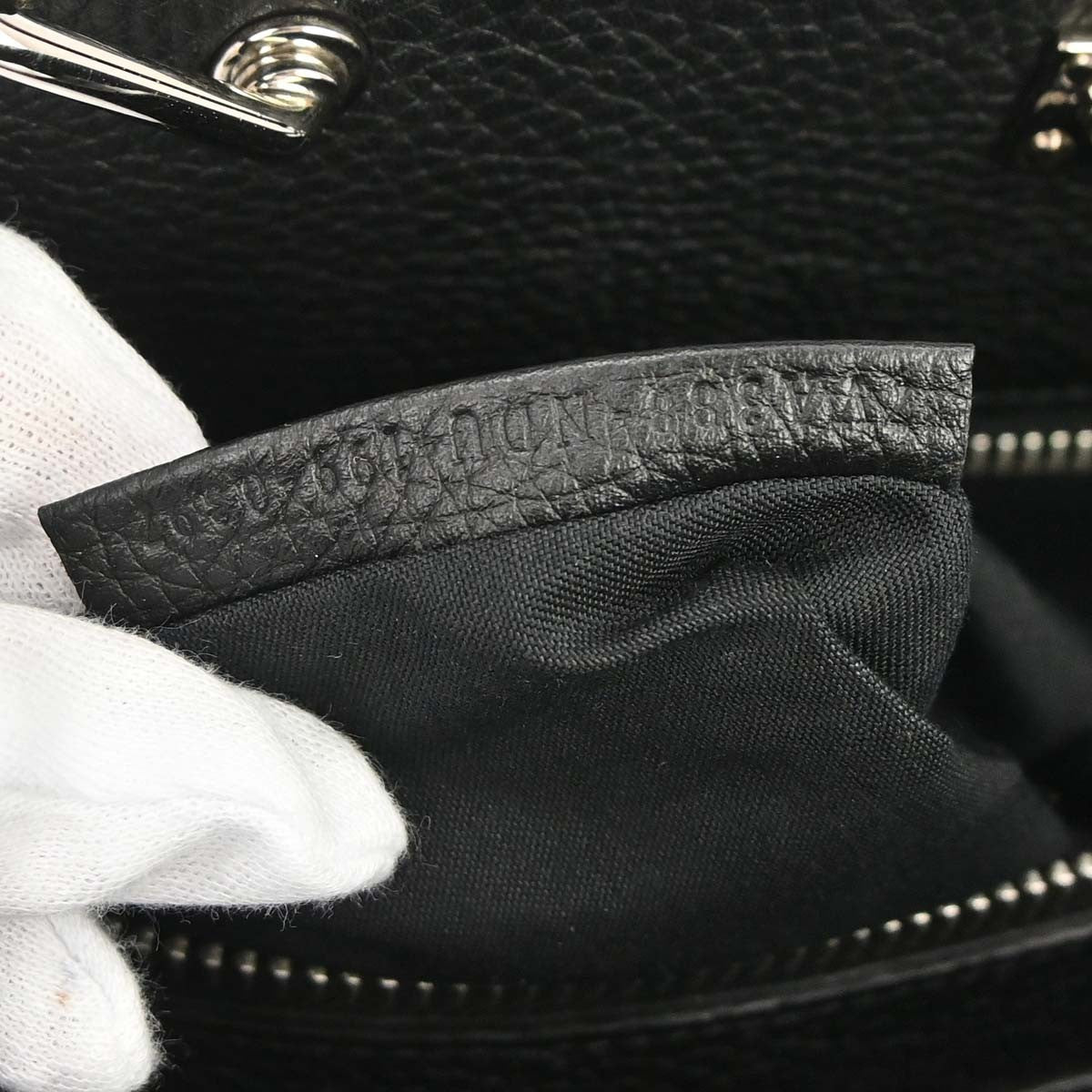 Fendi Selleria Peekaboo Fit Leather, Black, Leather, Handbag