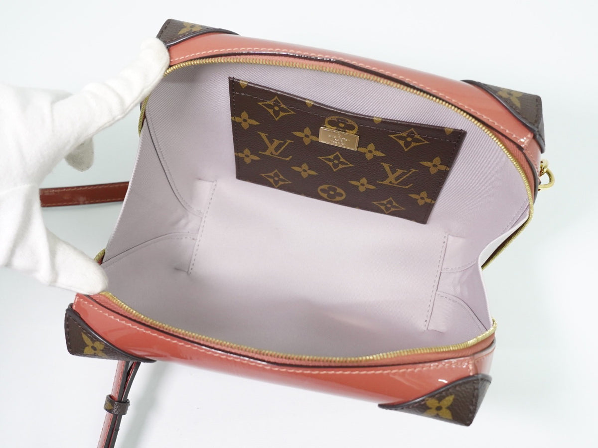 Louis Vuitton Venice Vernis with Monogram Canvas, Pink, Patent Leather, Shoulder Bag
