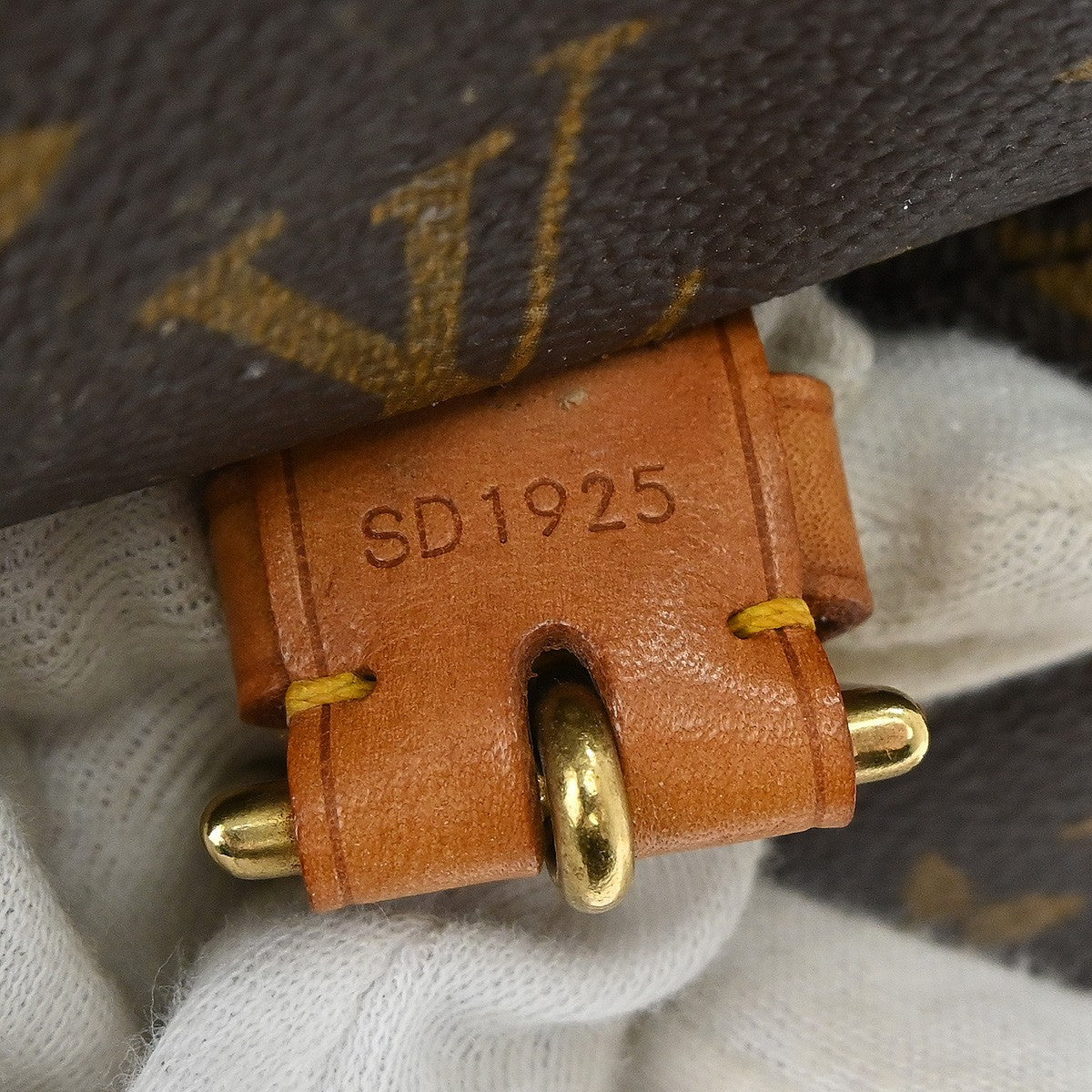 Louis Vuitton Vintage Montsouris Monogram Canvas, Brown, Canvas, Backpack