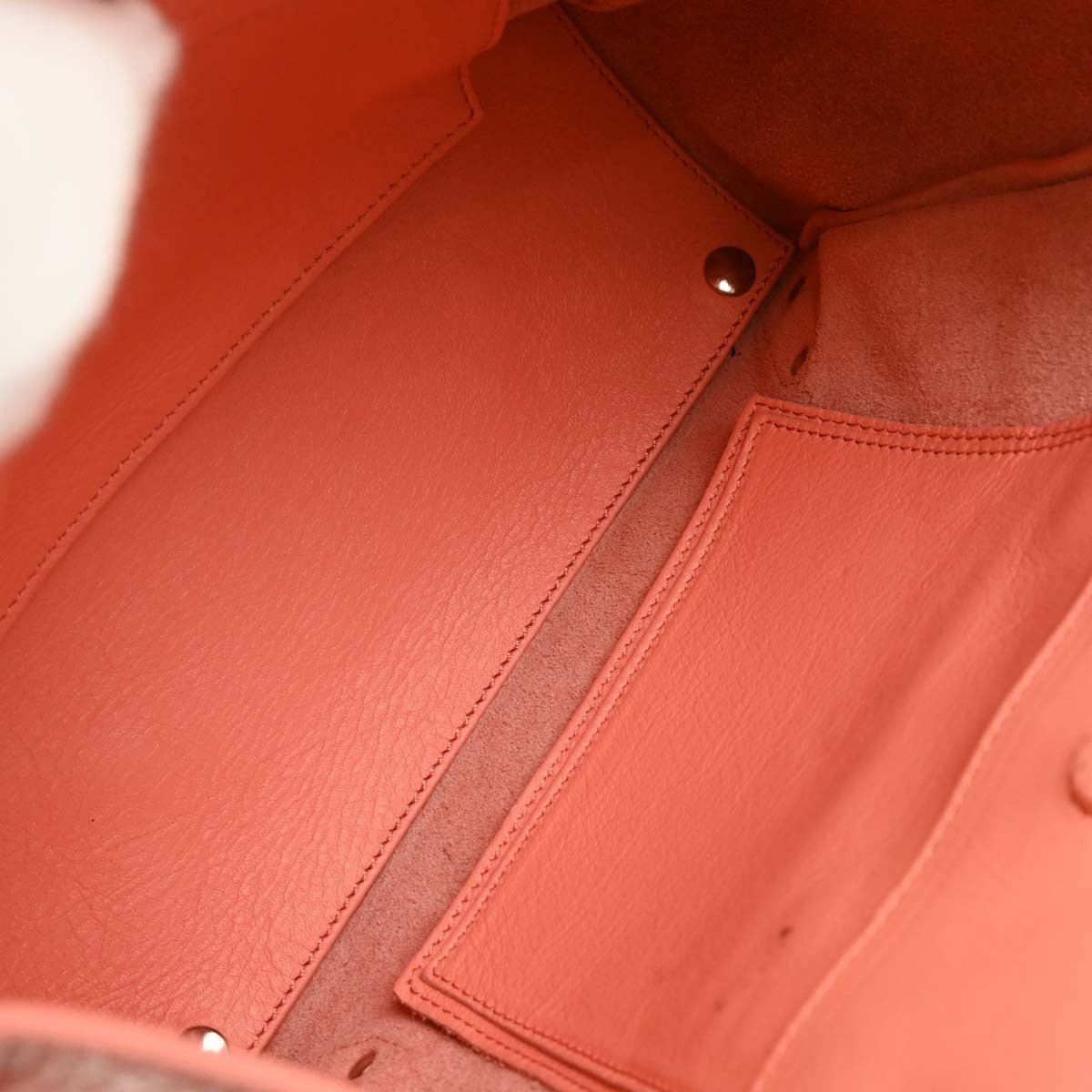 Balenciaga Papier A4 Zip Around Classic Studs Bag - Brandsamsara