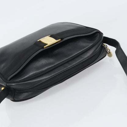 Salvatore Ferragamo Vara Bow camera Leather, Black, Leather, Shoulder Bag