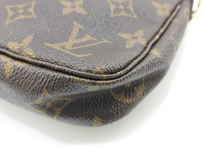 Louis Vuitton Louis Vuitton Monogramme Pochette Monogramme Canvas, Brown, Canvas, Clutch