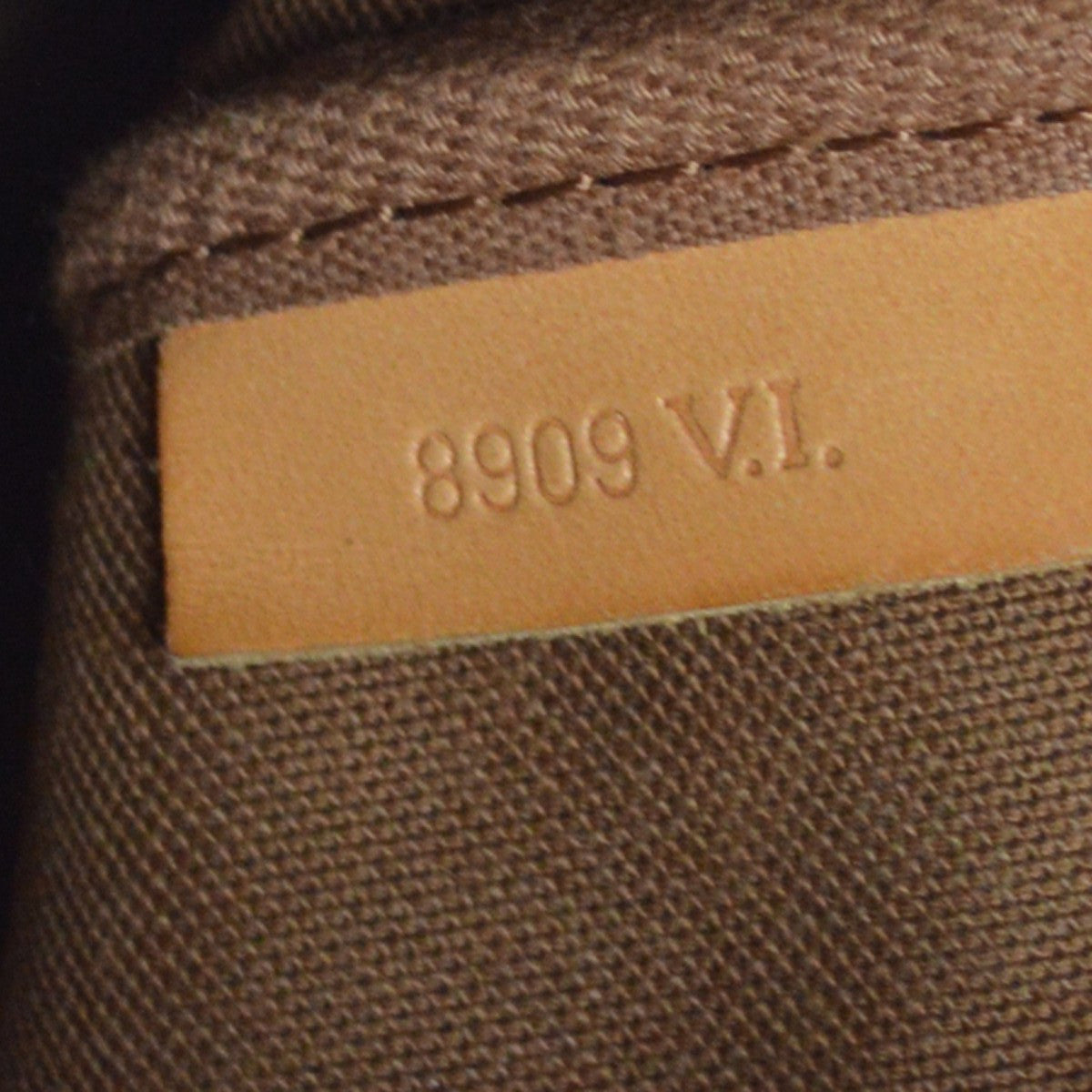 Louis Vuitton Saumur Monogram, Brown, Canvas, Shoulder Bag