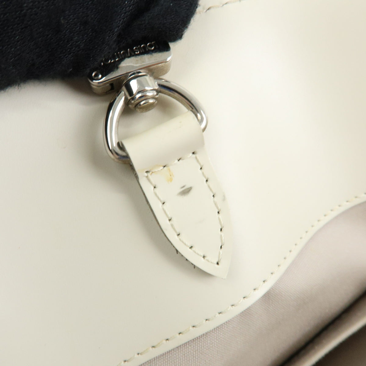 Louis Vuitton Passy Epi Leather, White, Leather, Tote Bag