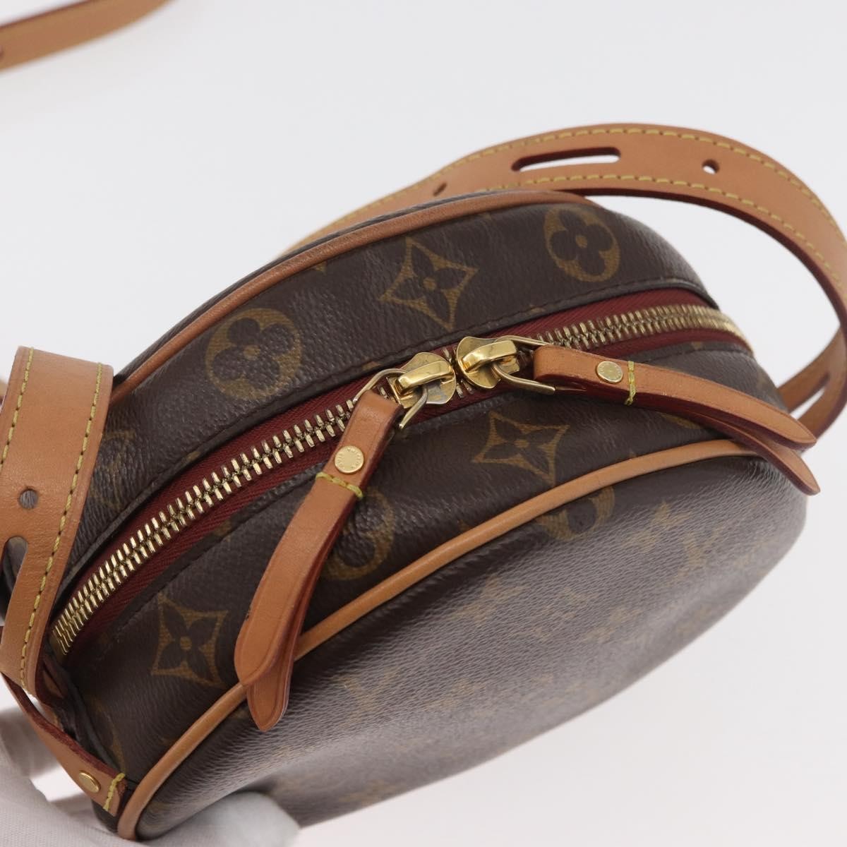 Louis Vuitton Boite Chapeau Souple Monogram Canvas, Brown, Canvas, Shoulder Bag