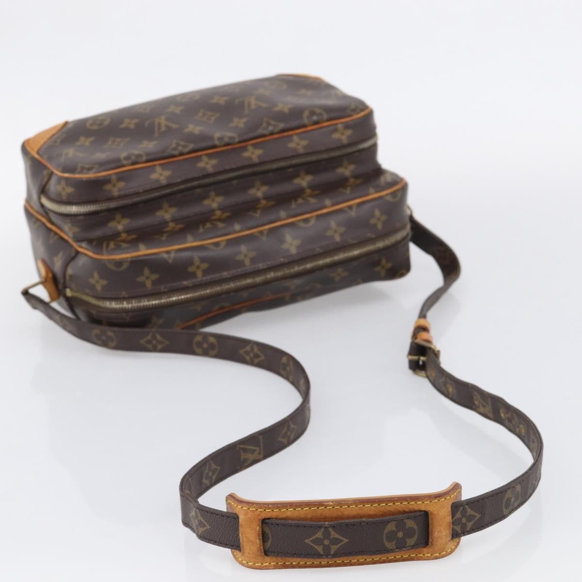 Louis Vuitton Nil Shoulder Bag Monogram Canvas, Brown, Canvas, Shoulder Bag