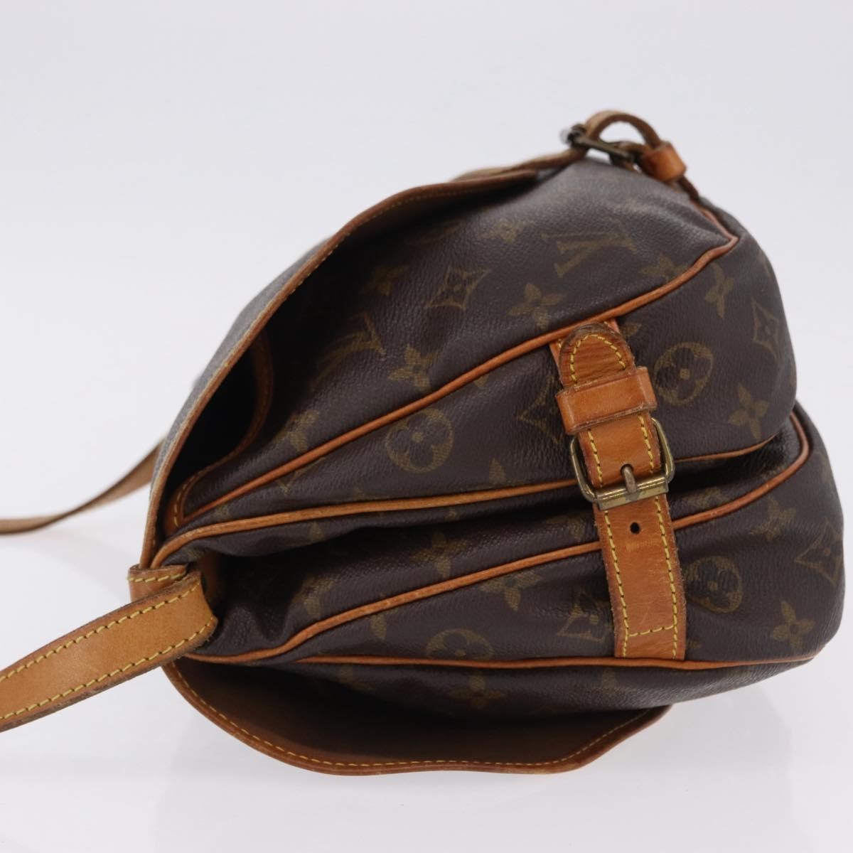 Louis Vuitton Saumur Canvas, Brown, Canvas, Shoulder Bag