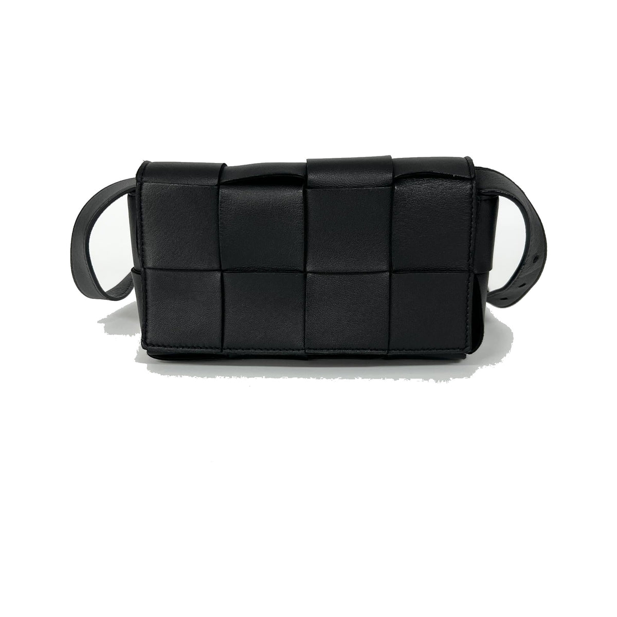 Bottega Veneta Cassette Belt Maxi Intrecciato Leather, Black, Leather, Clutch