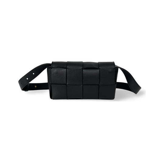 Bottega Veneta Cassette Belt Maxi Intrecciato Leather, Black, Leather, Clutch