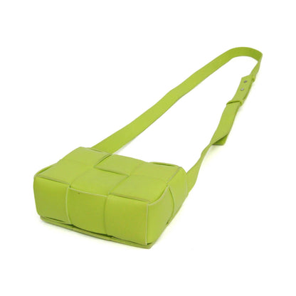 Bottega Veneta Cassette Maxi Intrecciato Leather, Green, Leather, Clutch