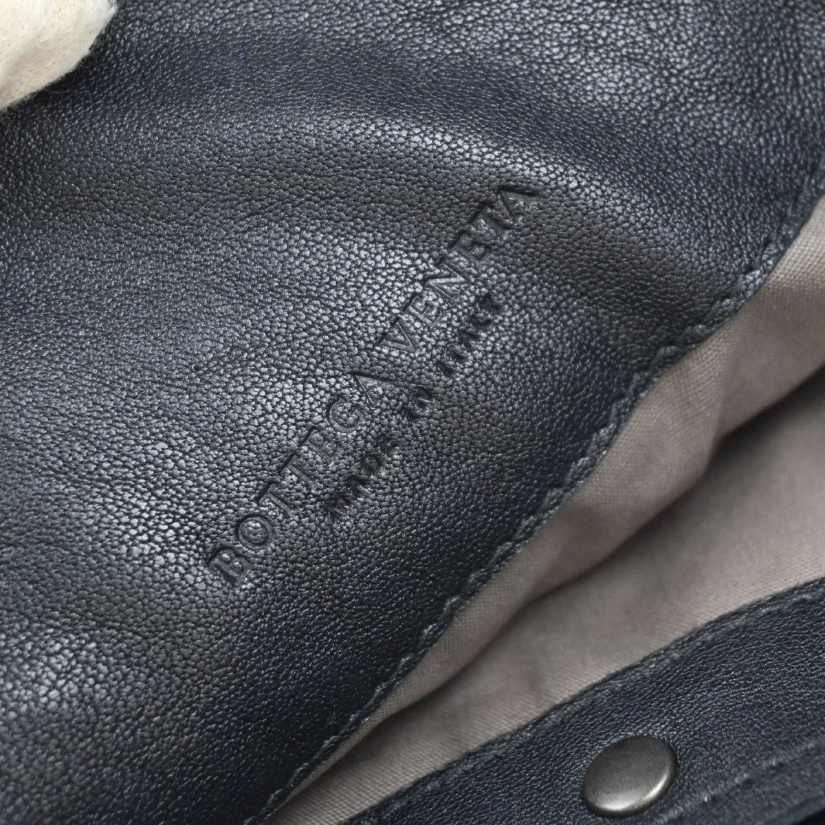 Bottega Veneta Portfolio - Brandsamsara