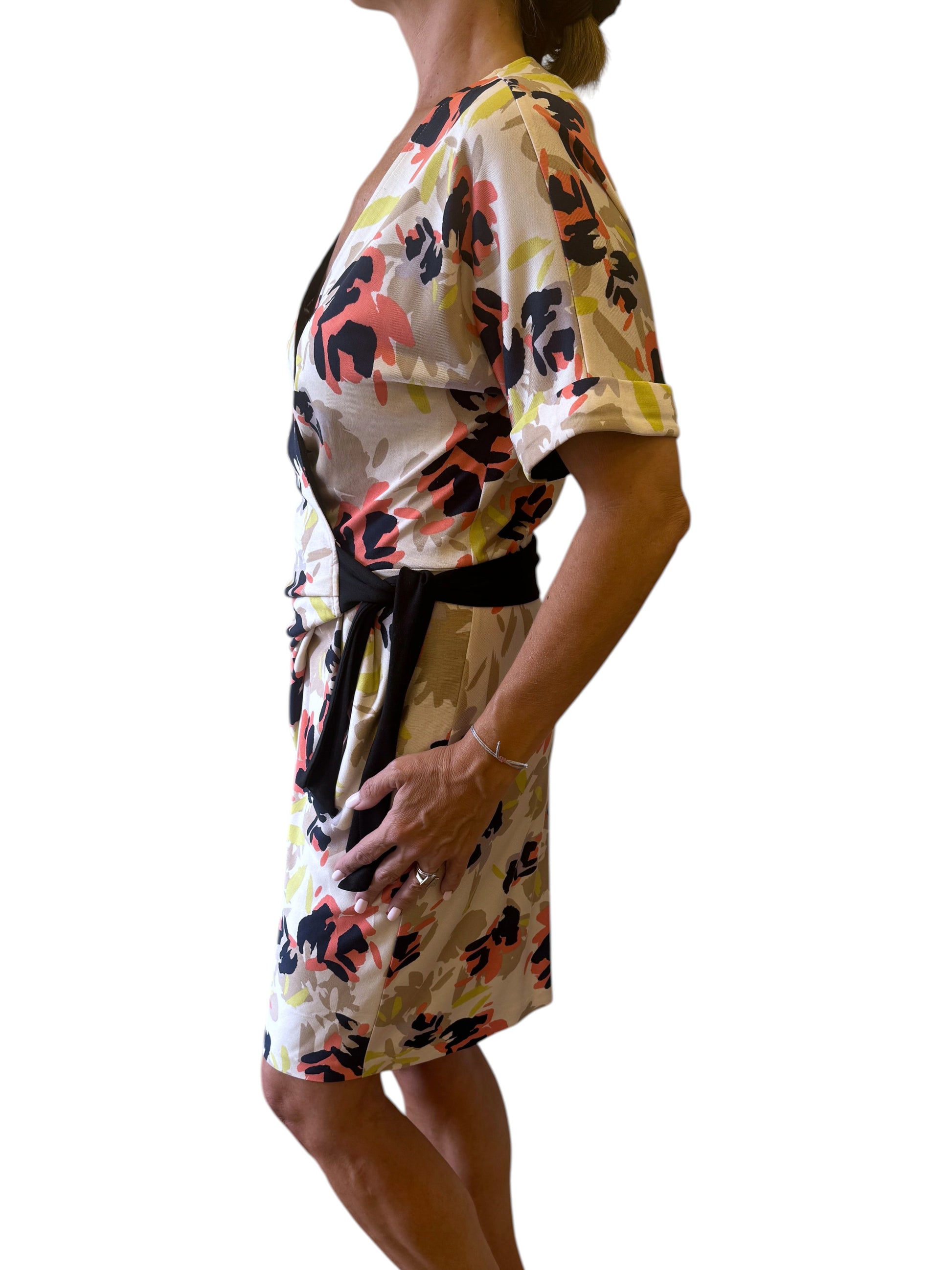 Brandsamsara Diane Von Furstenberg multicolor silk wrap dress with short sleeves and black waist tie, side view