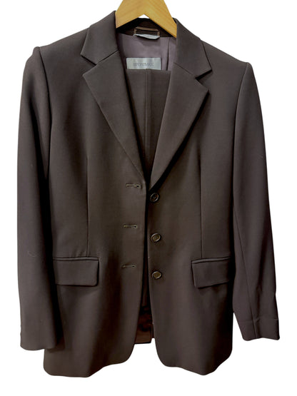 Brandsamsara Sportmax brown viscose blend long sleeve suit jacket with notched lapels and three-button closure.