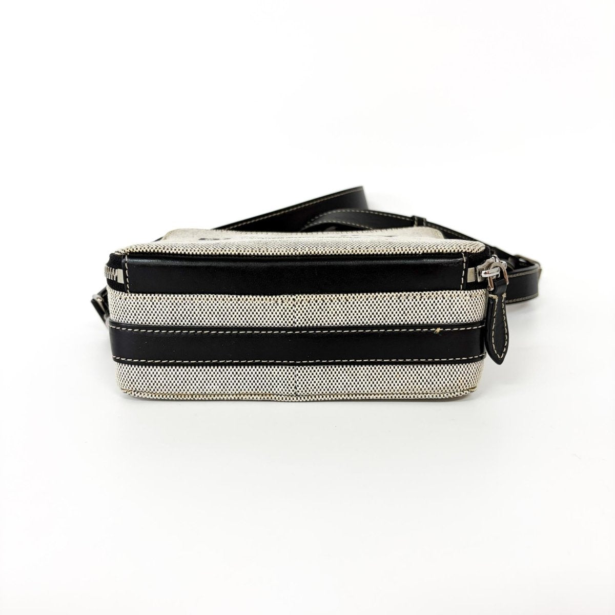 Burberry Horseferry Camera Bag - Brandsamsara