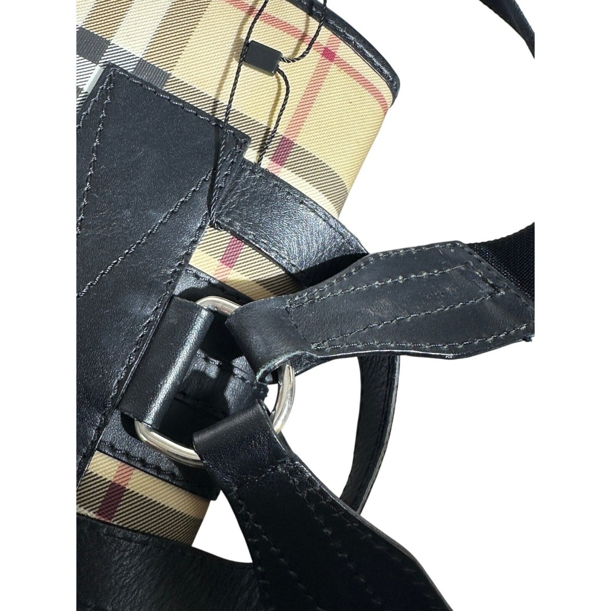 Burberry London Check Backpack - Brandsamsara