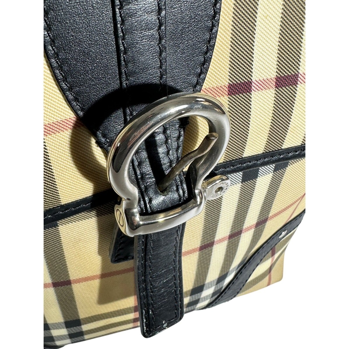 Burberry London Check Backpack - Brandsamsara