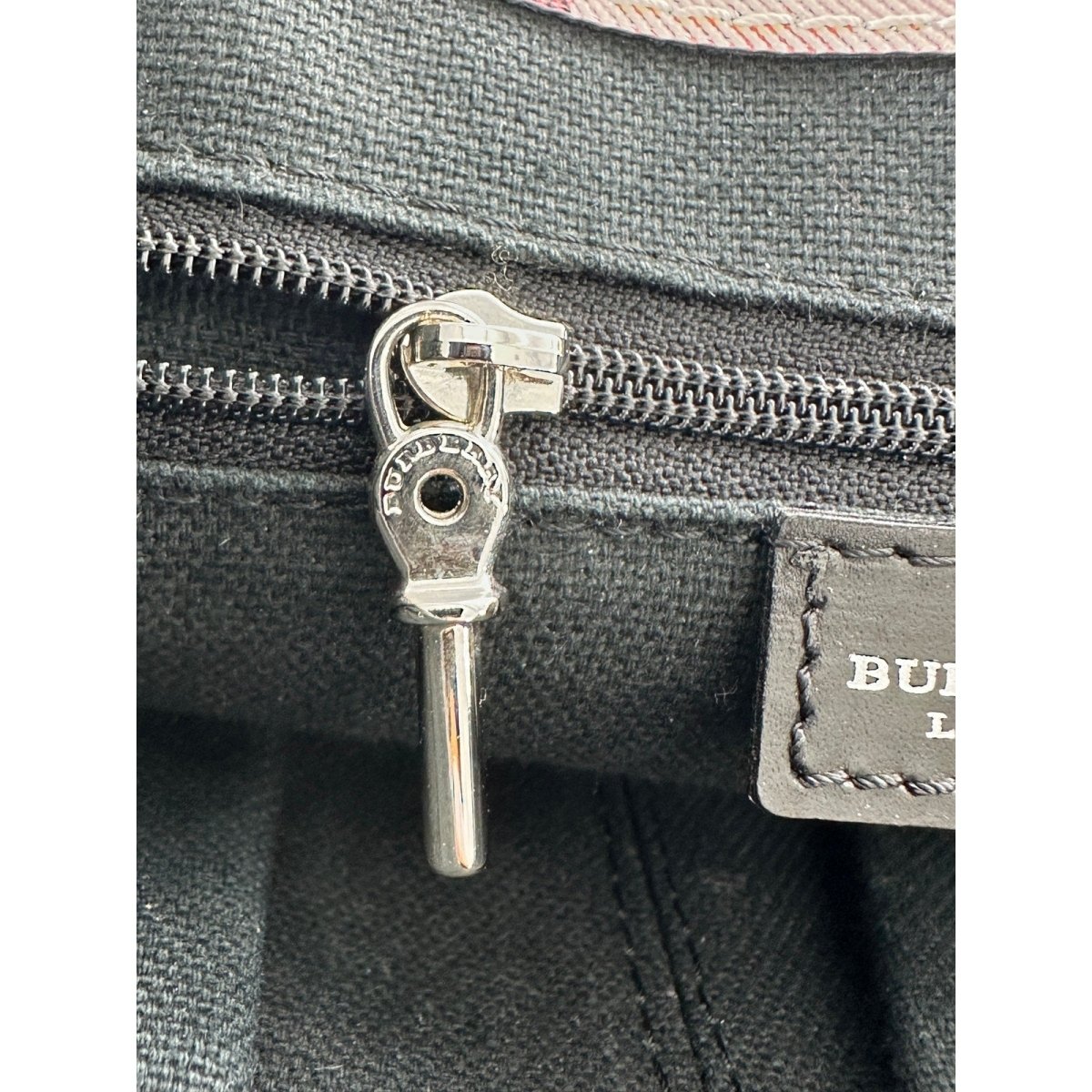 Burberry London Check Backpack - Brandsamsara