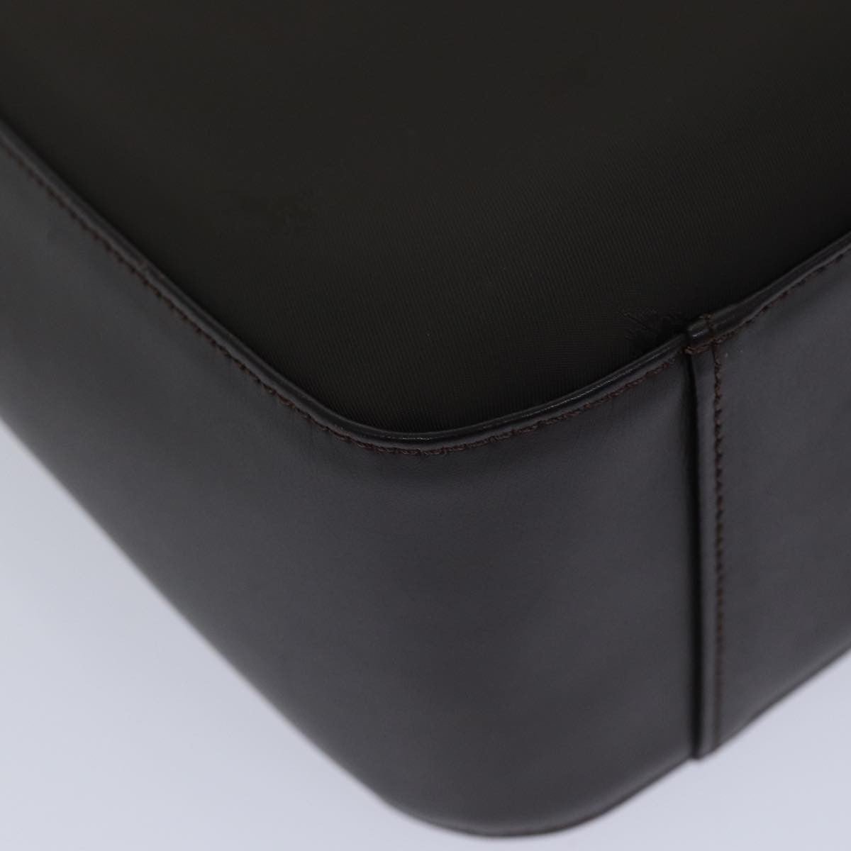 Burberry Vintage Handbag - Brandsamsara