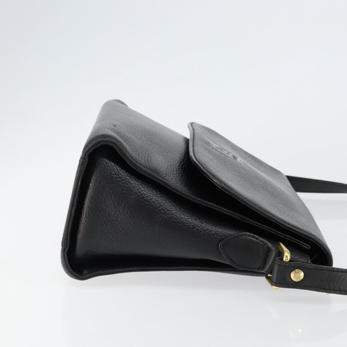 Burberry Vintage Shoulder Bag - Brandsamsara