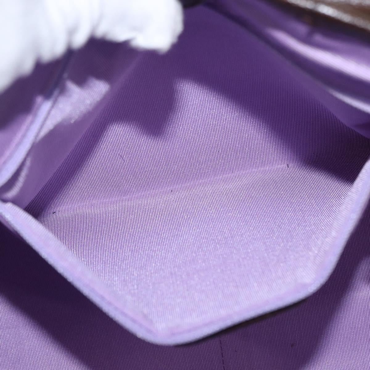 Bvlgari Logomania Handbag - Brandsamsara