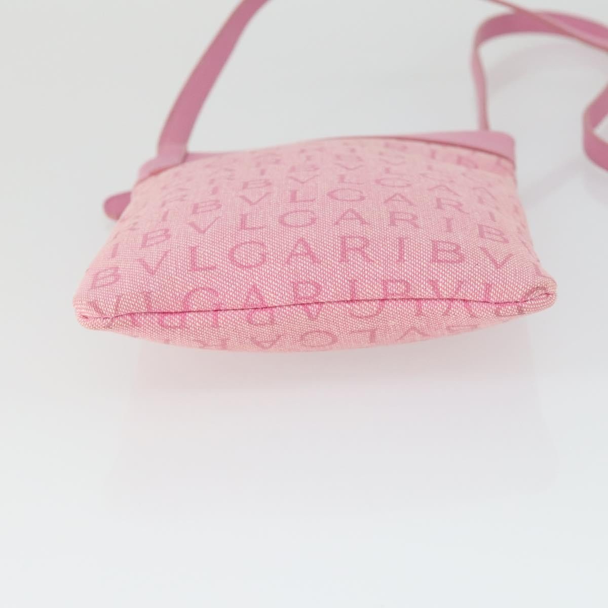 Bvlgari Logomania Shoulder Bag - Brandsamsara