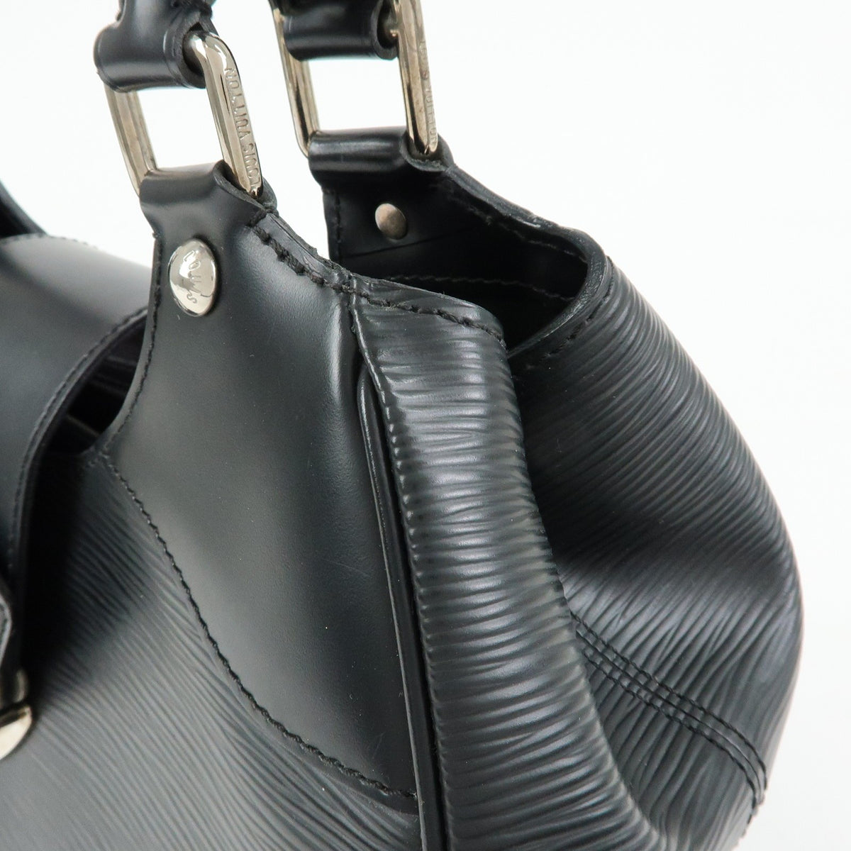 Louis Vuitton Montaigne Sac Epi Leather, Black, Leather, Handbag