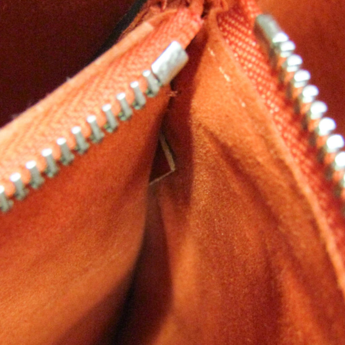 Louis Vuitton NeoNoe Epi Leather, Pink, Leather, Handbag