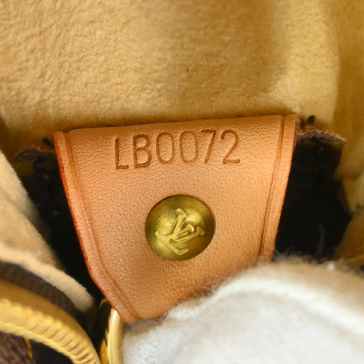 Louis Vuitton Monogram Looping Monogram Canvas, Brown, Canvas, Shoulder Bag