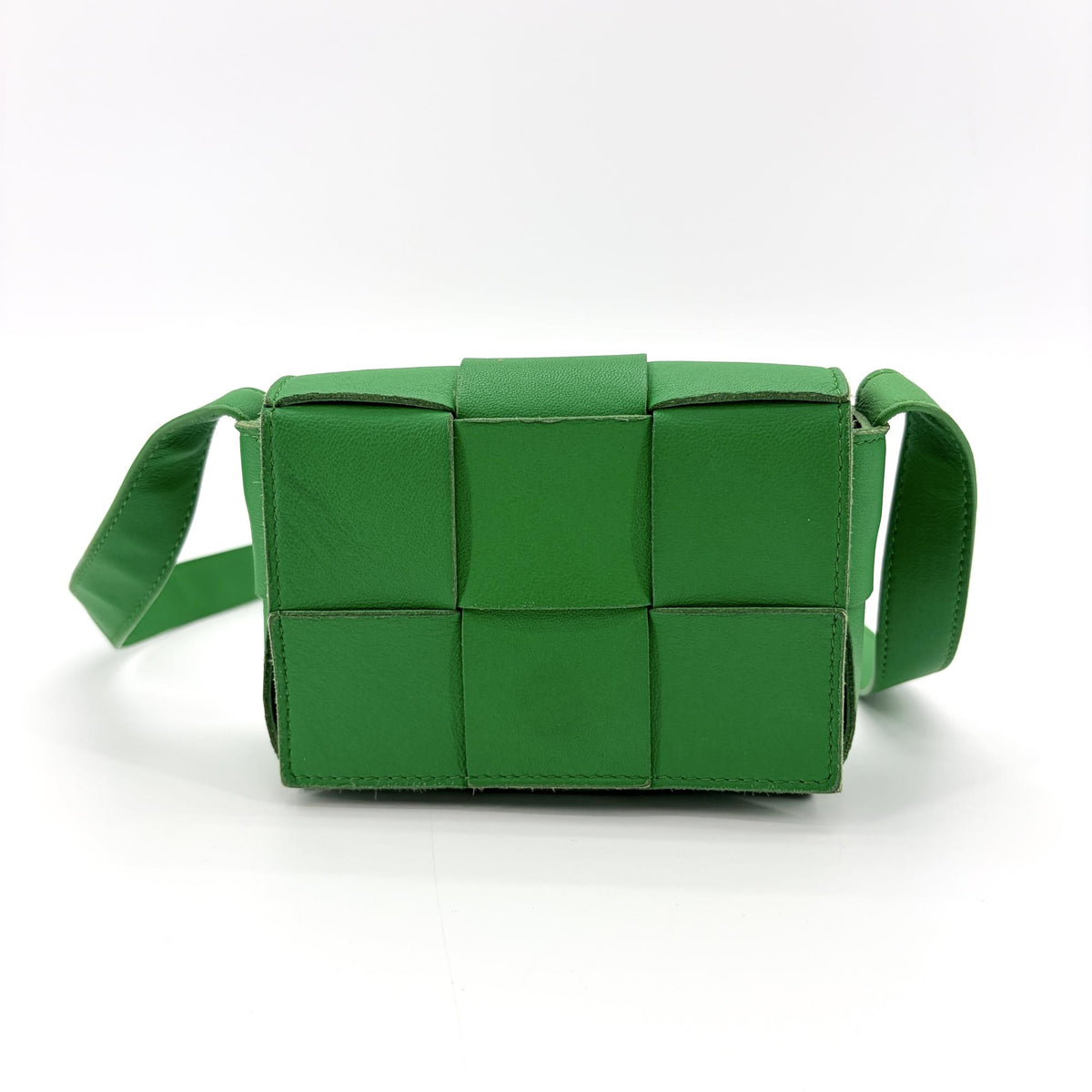 Bottega Veneta Cassette Maxi Intrecciato Leather, Green, Leather, Crossbody Bag