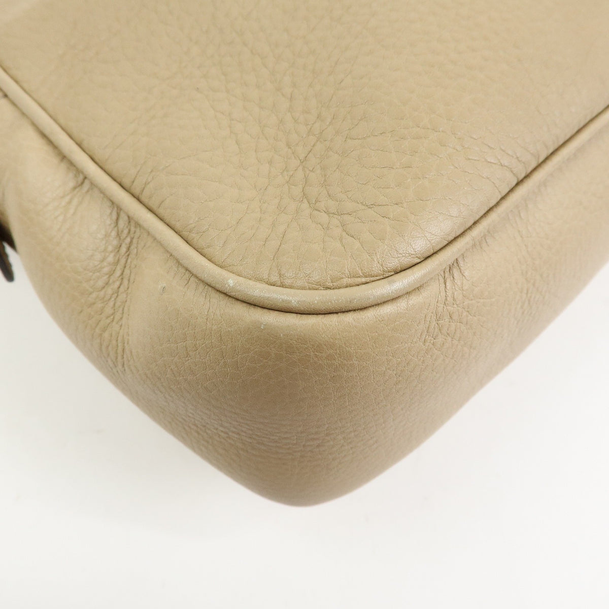 Gucci Soho Chain Zip Leather, Beige, Leather, Shoulder Bag