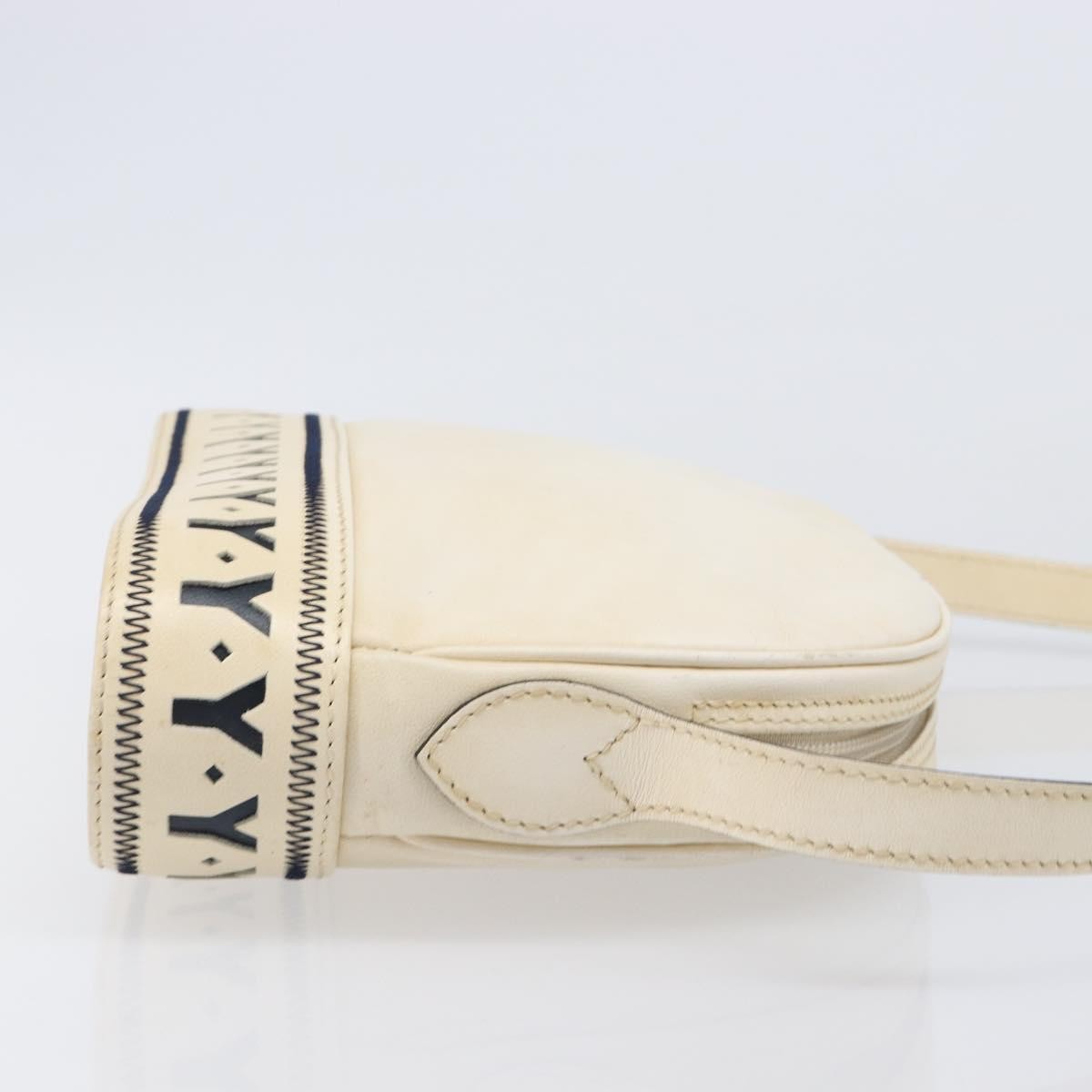 Saint Laurent Vintage Shoulder bag Leather, Beige, Leather, Shoulder Bag