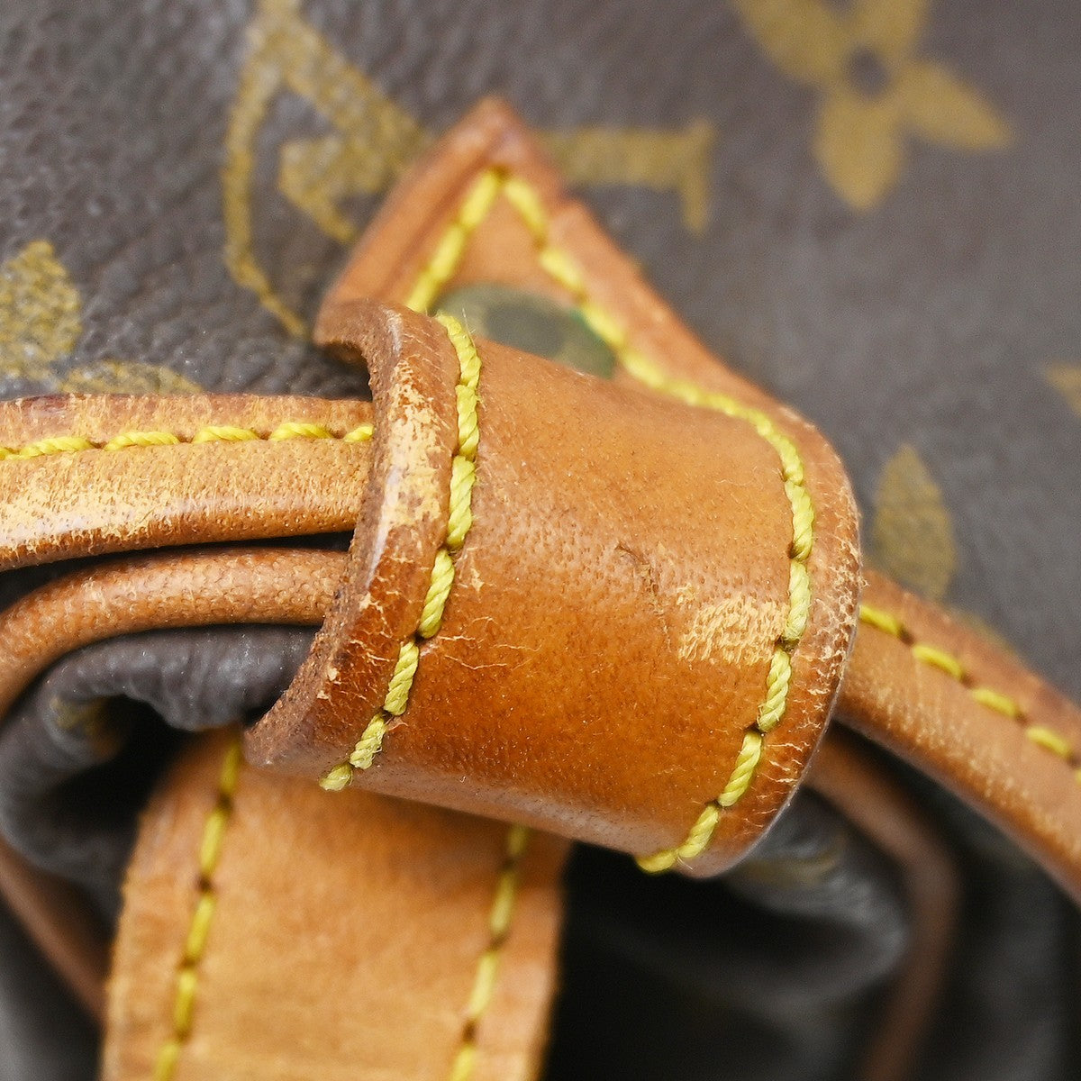 Louis Vuitton Saumur Canvas, Brown, Canvas, Shoulder Bag