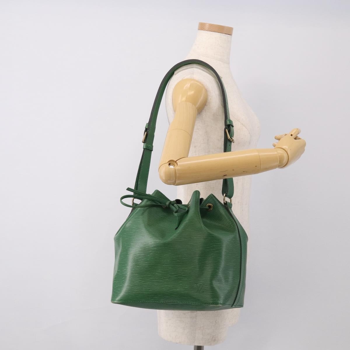 Louis Vuitton Petit Noe Epi Leather, Green, Leather, Handbag