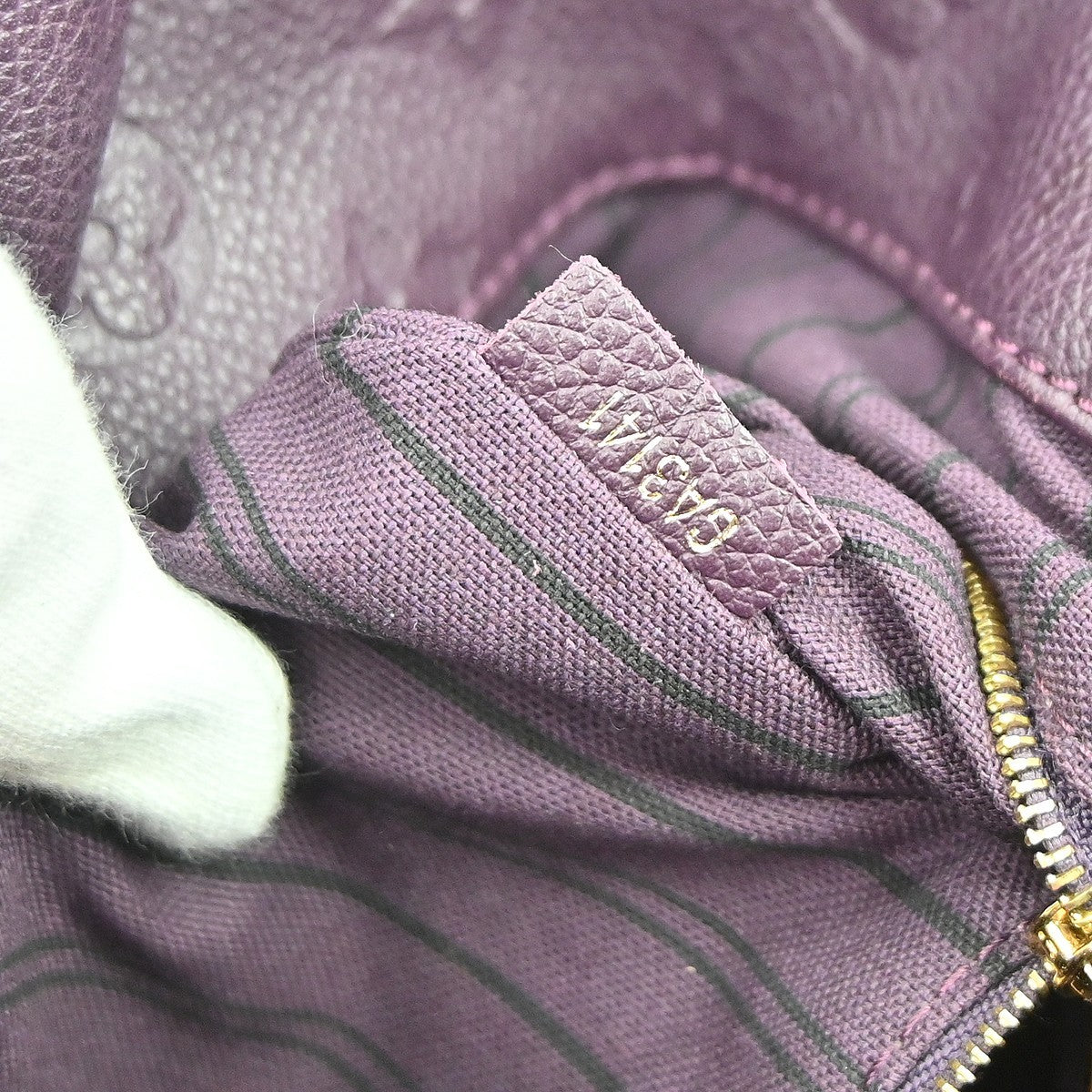Louis Vuitton Artsy Leather, Purple, Leather, Handbag