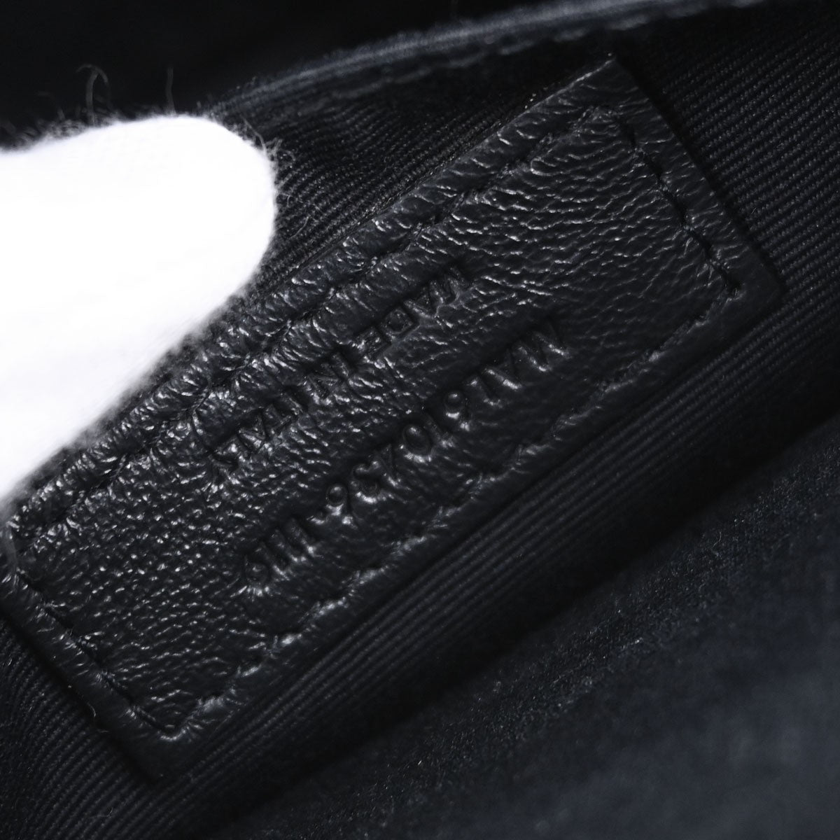 Saint Laurent Vinyle Round Belt Matelasse Chevron Leather, Black, Leather, Clutch