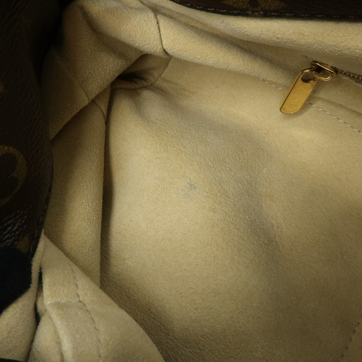 Louis Vuitton Artsy Monogram Canvas, Brown, Canvas, Handbag