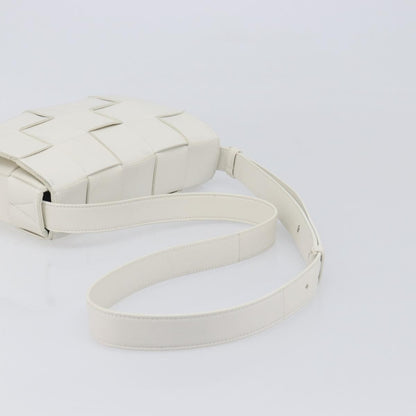 Bottega Veneta Cassette Maxi Intrecciato Leather, White, Leather, Crossbody Bag
