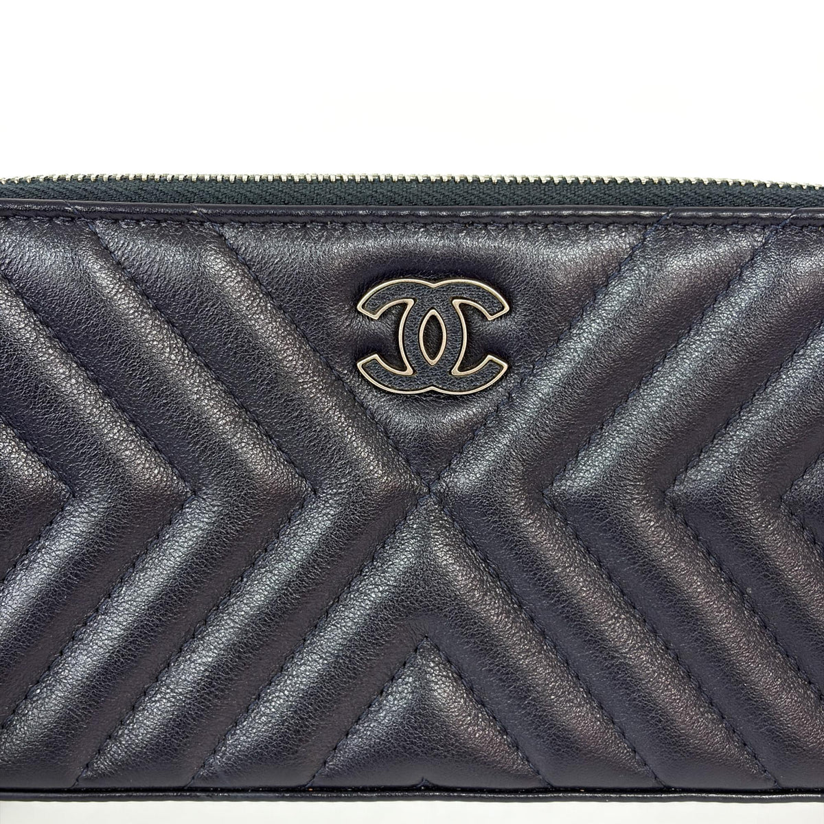 Chanel CC Double Zip Clutch with Chain Chevron Lambskin, Navy, Leather, Clutch