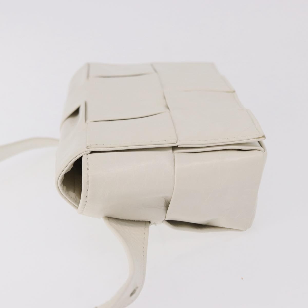 Bottega Veneta Cassette Belt Maxi Intrecciato Leather, White, Leather, Clutch