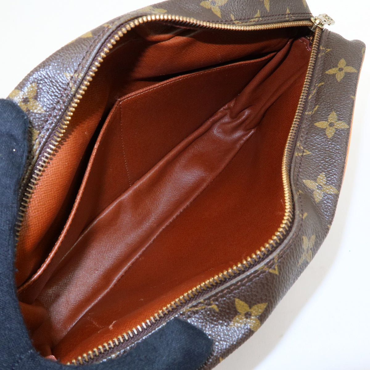 Louis Vuitton Compiegne Cosmetic Monogram Canvas, Brown, Canvas, Toiletry Case