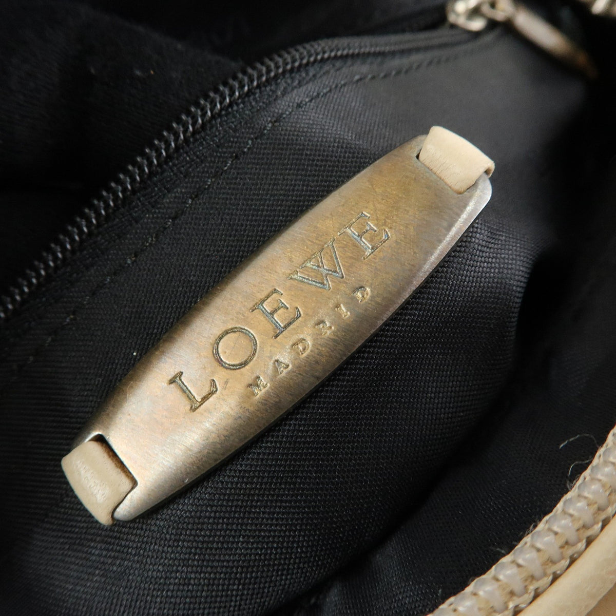 Loewe Anagram Leather, Beige, Leather, Tote Bag